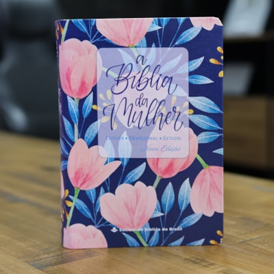 Segunda imagem do produto A Bíblia da Mulher | Portátil | NAA | Capa Azul Tulipa