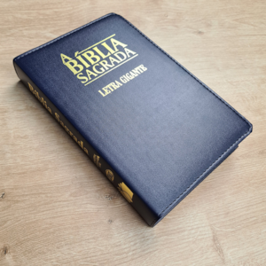 Segunda imagem do produto A Bíblia Sagrada | ACF | Letra Gigante | Capa Luxo Azul