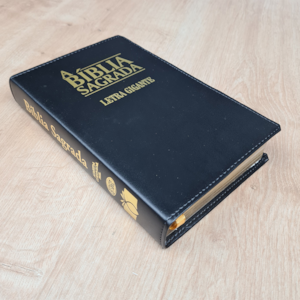 Segunda imagem do produto A Bíblia Sagrada | ACF | Letra Gigante | Capa Luxo Preta