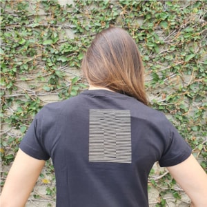 Segunda imagem do produto Baby Look Cruz Listrada | Preta | Pecado Zero | M