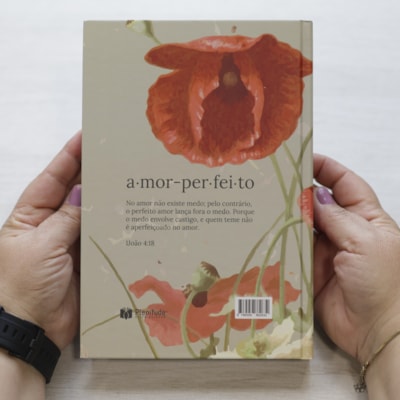 image_c46a3dba-28a1-48fb-8aca-21a23c58ce6f