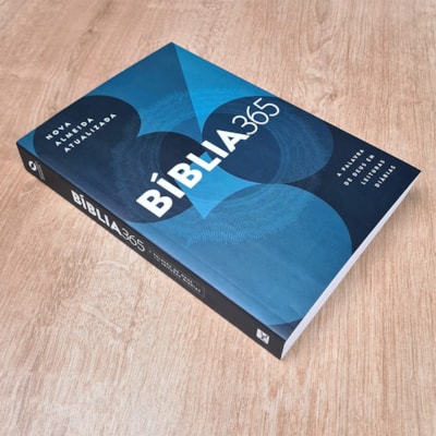 Segunda imagem do produto Bíblia 365 Azul | NAA | Letra Grande | Capa Brochura
