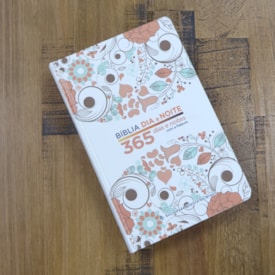 Segunda imagem do produto Bíblia 365 Dia e Noite | NAA | Letra Normal | Capa Dura Dias e Noites com a Palavra