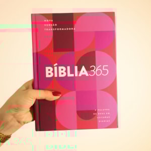 Segunda imagem do produto Bíblia 365 Roxa Feminina | NVT | Letra Grande | Capa Dura