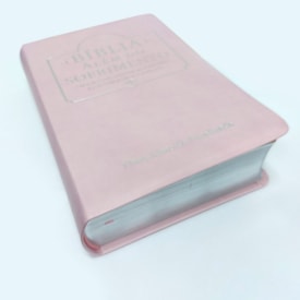 Segunda imagem do produto Bíblia Além do Sofrimento | NAA | Letra Normal | Rosa