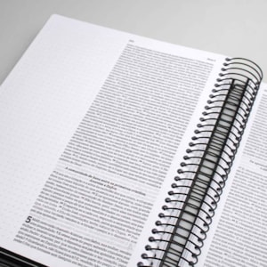 Segunda imagem do produto Bíblia Anote Espiral Plus | ARC | Letra Maior | Capa Dura Preta