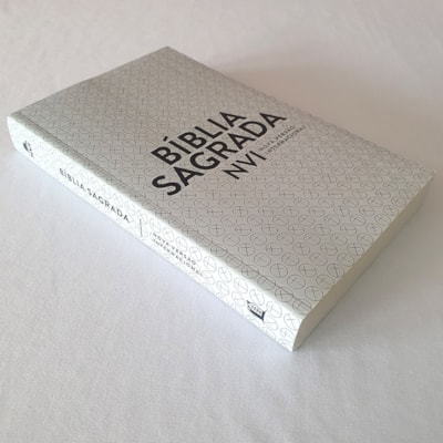 Segunda imagem do produto Bíblia Caminho da Cruz | NVI | Leitura Perfeita | Brochura