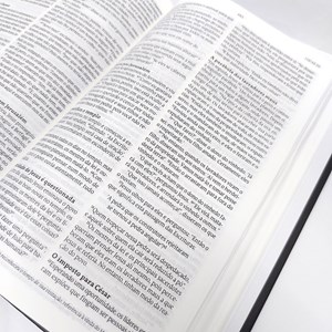 Bíblia Cruz Jesus Cristo | NVT | Letra Normal | Capa Dura Preta