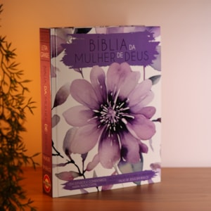 Segunda imagem do produto Bíblia da Mulher de Deus | ARC | Harpa Pentecostal | Letra Grande | Capa Dura Flores Lilás