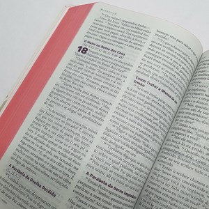 Bíblia de Estudo Ella | NVI | Letra Média | Capa Flexível Flores