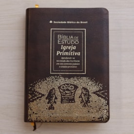 Segunda imagem do produto Bíblia de Estudo Igreja Primitiva | NAA | Capa Luxo Marrom