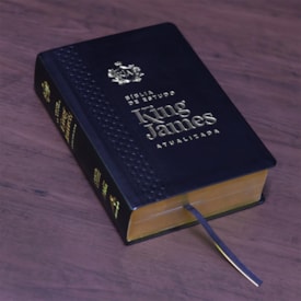Segunda imagem do produto Bíblia de Estudo King James | KJA Letra Grande | Preta