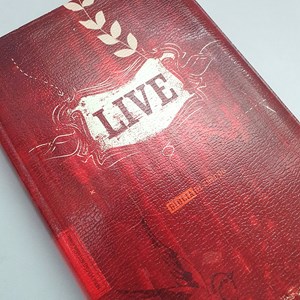 Bíblia de Estudo LIVE | NVI | Letra Média | Capa Luxo