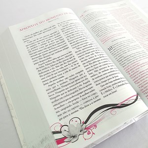 Bíblia Mulher, tu Estás Livre by Livrarias Ampliar - Issuu