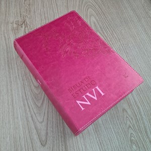 Bíblia de Estudo | NVI | Letra Normal | Capa Luxo Pink
