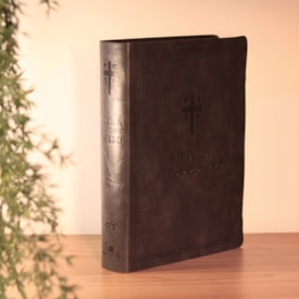 Segunda imagem do produto Bíblia de Estudo Shedd | A21 | Couro Sintético Chumbo