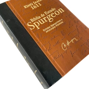 Segunda imagem do produto Bíblia de Estudo Spurgeon | King James 1611 | Letra Grande | Luxo | Marrom e Preta