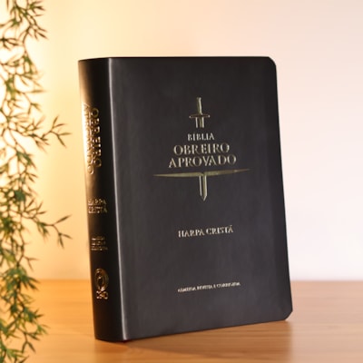 Segunda imagem do produto Bíblia do Obreiro Aprovado Média | ARC | Harpa Cristã | Capa Luxo Preta