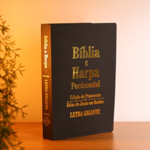 Segunda imagem do produto Bíblia e Harpa | ARC | Letra Gigante | Edição de Promessas | Capa Luxo Preta | Com Índice