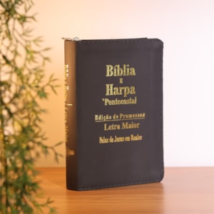 Segunda imagem do produto Bíblia e Harpa Média | ARC | Letra Maior | Edição de Promessas | Capa Luxo | Com Índice e Zíper