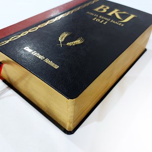 Bíblia King James 1611 Com Estudo Holman BKJ Preta e Marrom