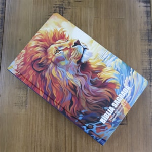 Segunda imagem do produto Bíblia Leão Sunset | ARC | Letra Grande | Capa Dura | Harpa Avivada e Corinhos