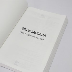 Bíblia NVI | Ele Nos Amou Primeiro | Capa Brochura