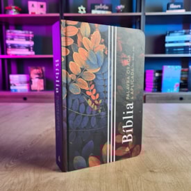 Segunda imagem do produto Bíblia Palavra Orada e Aplicada | NBV | Letra Normal | Capa Dura Oração de Ezequiel