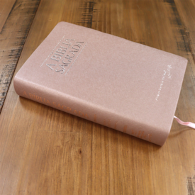 Segunda imagem do produto Bíblia Sagrada | ACF | Letra Grande Super Legível | Capa luxo Rosa Gold