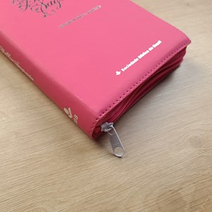Bíblia Sagrada | ARA | Letra Gigante | Capa Luxo Pink C/ Zíper