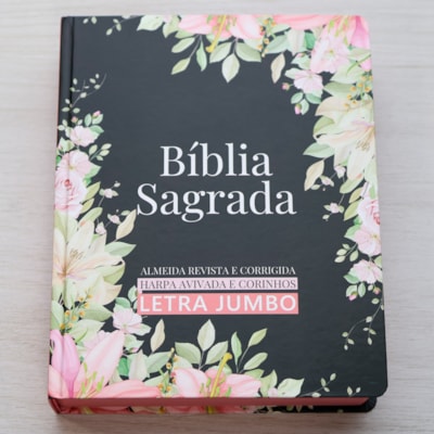 Segunda imagem do produto Bíblia Sagrada | ARC | Harpa Avivada e Corinhos | Jumbo | Capa Dura Preta com Flores