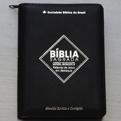Segunda imagem do produto Bíblia Sagrada | ARC | Letra Gigante | Preta Com Zíper