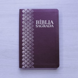Segunda imagem do produto Bíblia Sagrada | ARC | Letra Normal | Capa Luxo Vinho Escuro