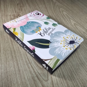 Segunda imagem do produto Bíblia Sagrada Azaleia | NTLH | Letra Grande | Capa Dura