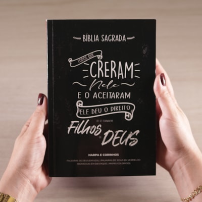 Segunda imagem do produto Bíblia Sagrada Creram Nele | ARC | Letra Maior | Harpa e Corinhos | Capa Brochura