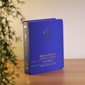 Segunda imagem do produto Bíblia Sagrada Cruz Azul Média | ARC | Letra Maior | Harpa Avivada e Corinhos | Capa Premium Luxo