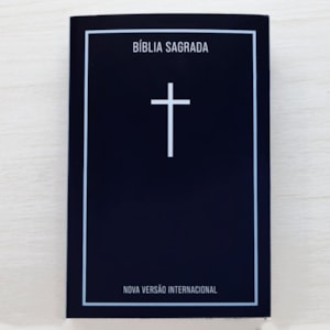 Segunda imagem do produto Bíblia Sagrada Cruz Azul | NVI | Capa Brochura