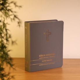 Segunda imagem do produto Bíblia Sagrada Cruz Cinza Média | ARC | Letra Maior | Harpa Avivada e Corinhos | Capa Premium Luxo
