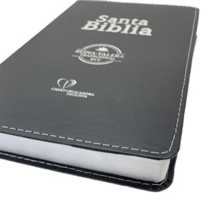 Segunda imagem do produto Bíblia Sagrada em Espanhol RVT | Preto Luxo C/ Prata