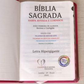 Segunda imagem do produto Bíblia Sagrada Floral Margarida | ARC | Hipergigante | Harpa Avivada e Corinhos | Capa Luxo Pink | Com Índice