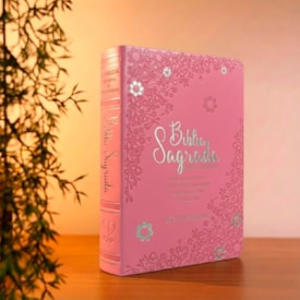 Segunda imagem do produto Bíblia Sagrada Floral Margarida | ARC | Hipergigante | Harpa Avivada e Corinhos | Capa Luxo Rosa
