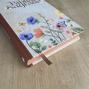 Bíblia Sagrada Flores | NAA | Letra Normal | Capa Dura