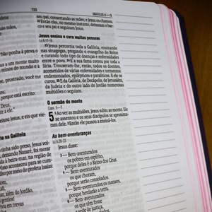 Bíblia Sagrada Jornada Slim | NAA | Letra Normal | Capa Semi Flexível Com Espaço Para Anotações