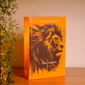 Segunda imagem do produto Bíblia Sagrada Leão | NAA | Capa Dura Laranja