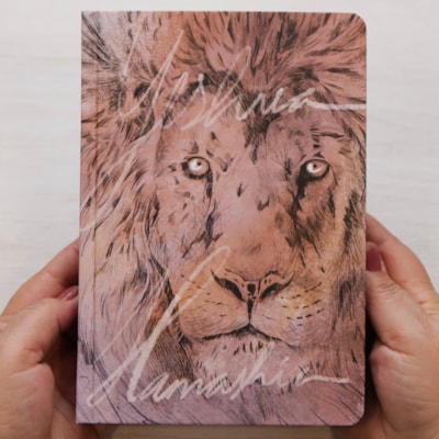 Segunda imagem do produto Bíblia Sagrada Leão Yeshua | ARC | Letra Maior | Harpa e Corinhos | Capa Dura