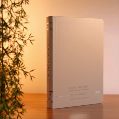 Segunda imagem do produto Bíblia Sagrada | Letra Gigante | ARC | C/ Harpa e Corinhos | Capa Premium Luxo Minimalista Branca