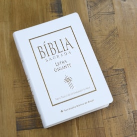 Segunda imagem do produto Bíblia Sagrada | Letra Gigante | NTLH | Capa Branca Luxo | Com Índice