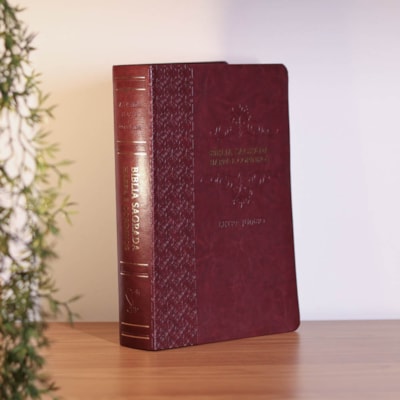Segunda imagem do produto Bíblia Sagrada | Letra Jumbo | ARC | Harpa Avivada e Corinhos | Capa PU Luxo Arabesco Bordo