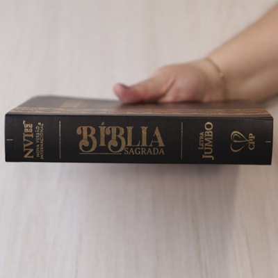 image_5e1a233a-235b-4f15-9673-ff0b45a24144