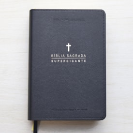 Bíblia Sagrada | Letra Supergigante | NAA | Capa Luxo Preta